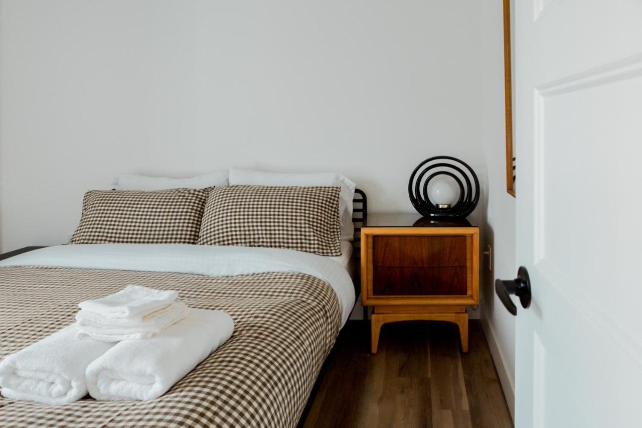 Condo Mid-Century Modern Style - Pool/Terrace Quebec City Ngoại thất bức ảnh