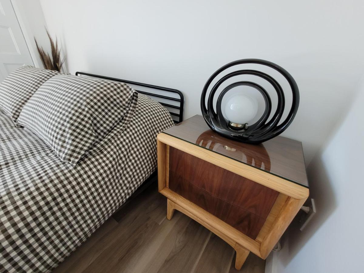 Condo Mid-Century Modern Style - Pool/Terrace Quebec City Ngoại thất bức ảnh